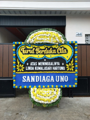 Papan Bunga Duka di Tanjung Laut